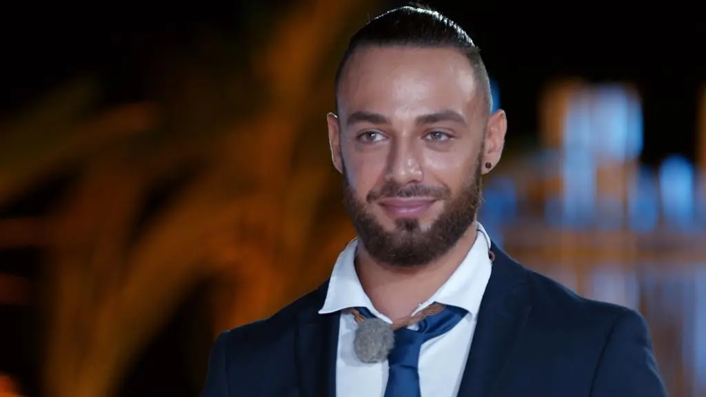 Hotel Paradise 3: Krystian