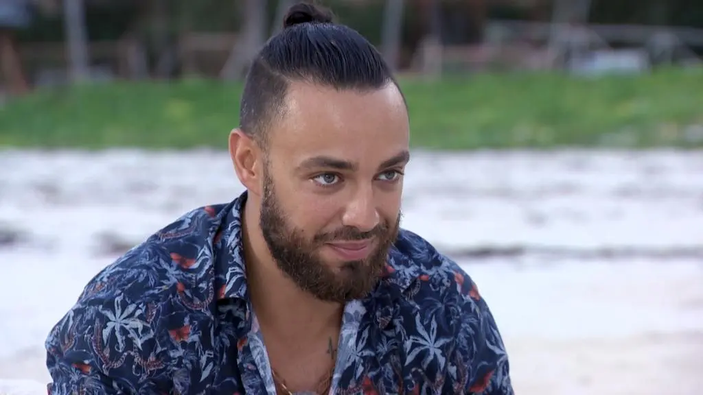 Hotel Paradise 3: Krystian