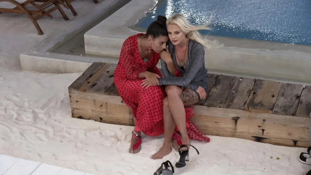 Hotel Paradise 3: Luiza i Ola