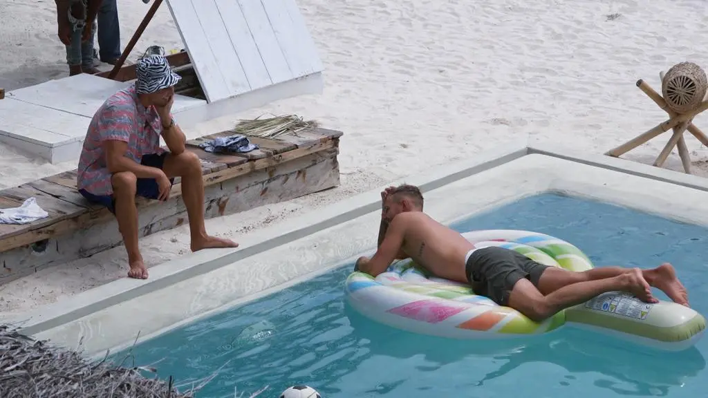 Hotel Paradise 3: Marcin i Szymon 