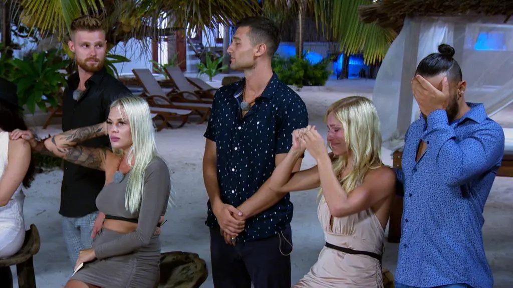 Hotel Paradise 3: Marcin, Ola, Simon, Basia, Krystian