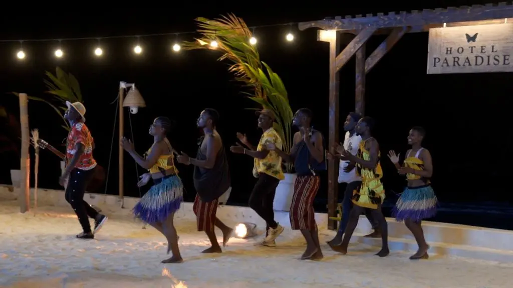 Hotel Paradise 3: Mieszkańcy Zanzibaru