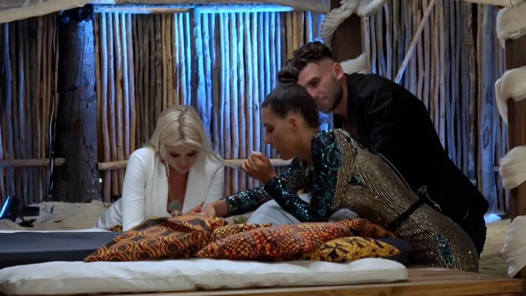 Hotel Paradise 3: Ola, Luiza i Kamil 