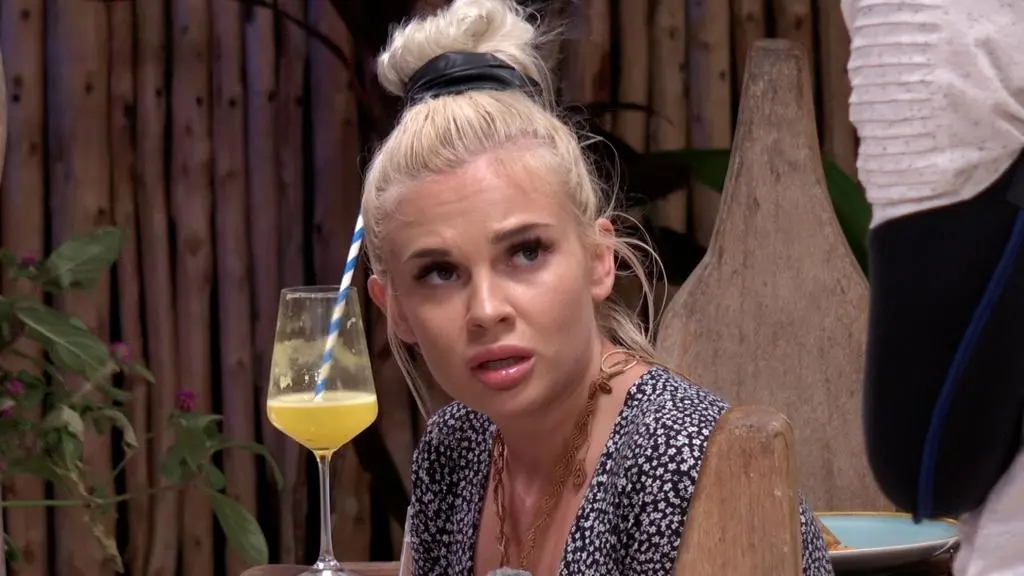 Hotel Paradise 3: Ola