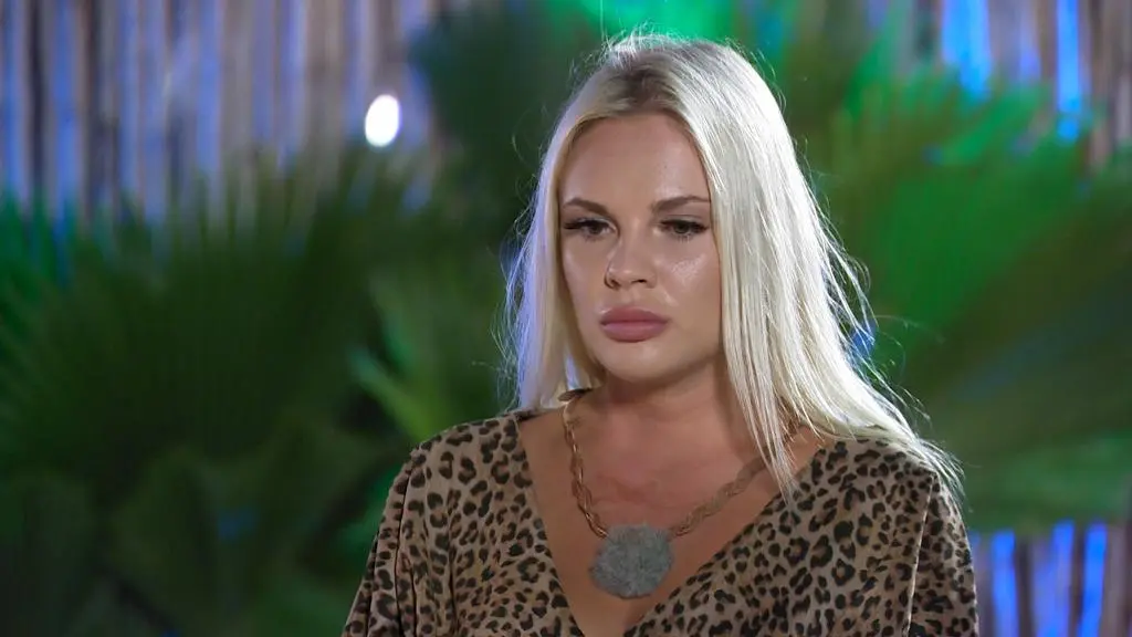 Hotel Paradise 3: Ola