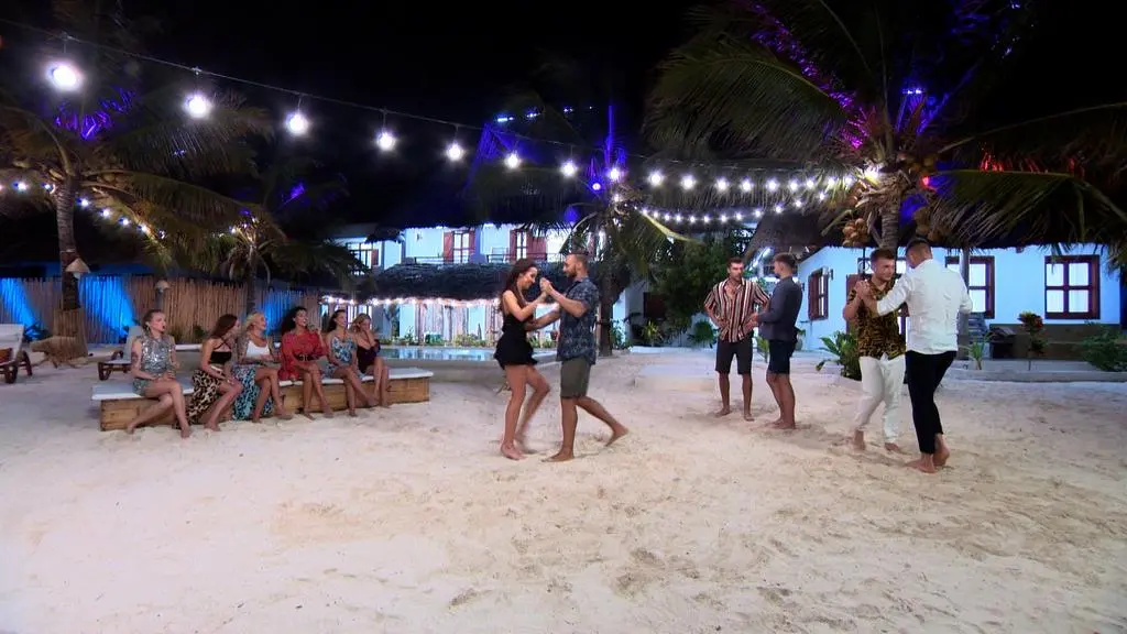 Hotel Paradise 3: Pokaz taneczny 