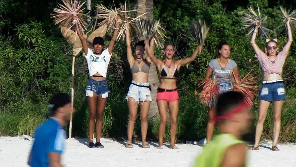 Hotel Paradise 3: Rajskie cheerleaderki!