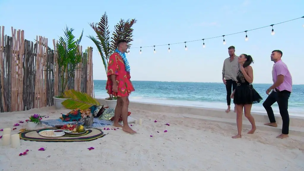 Hotel Paradise 3: Randka Karoliny i Kamila