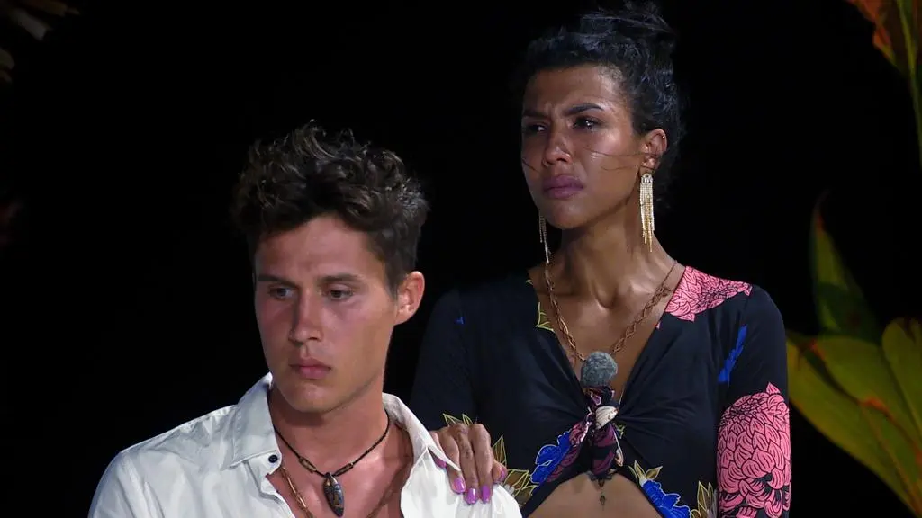 Hotel Paradise 3: Sara i Maurycy 