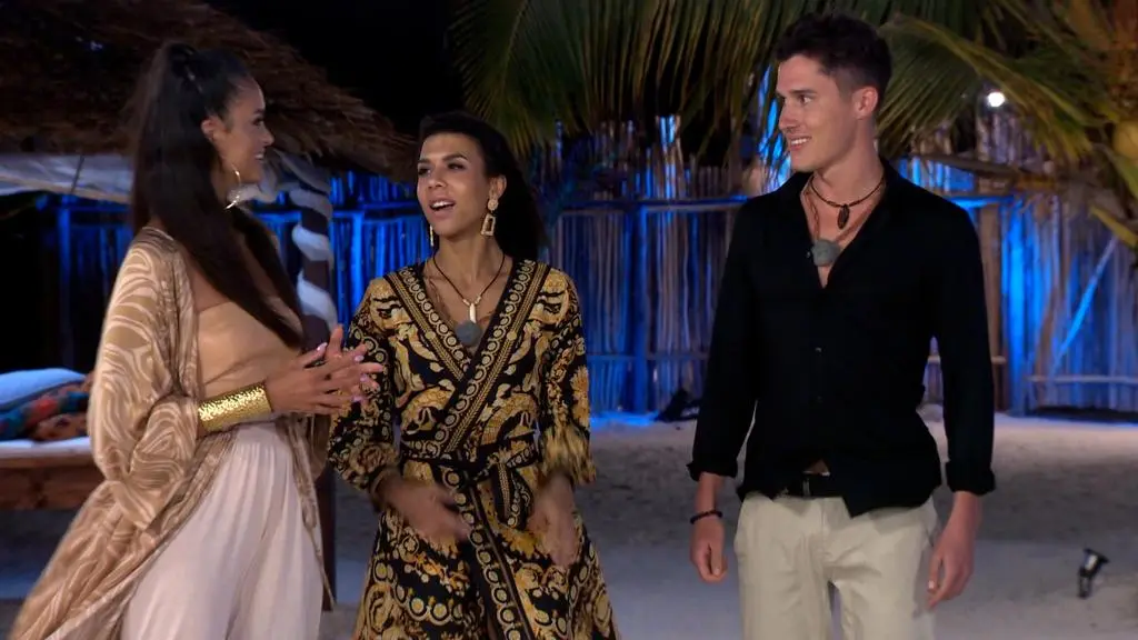 Hotel Paradise 3: Sara i Maurycy 
