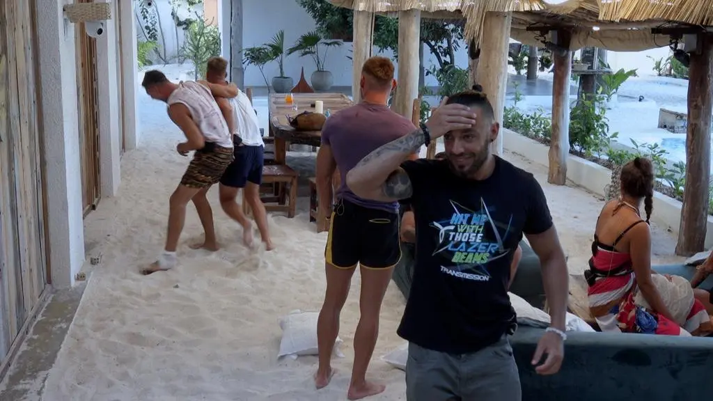 Hotel Paradise 3: Uczestnicy