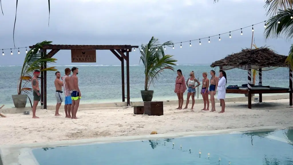 Hotel Paradise 3: Wojna na balony 
