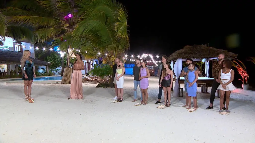 Hotel Paradise 4: Czas decyzji 