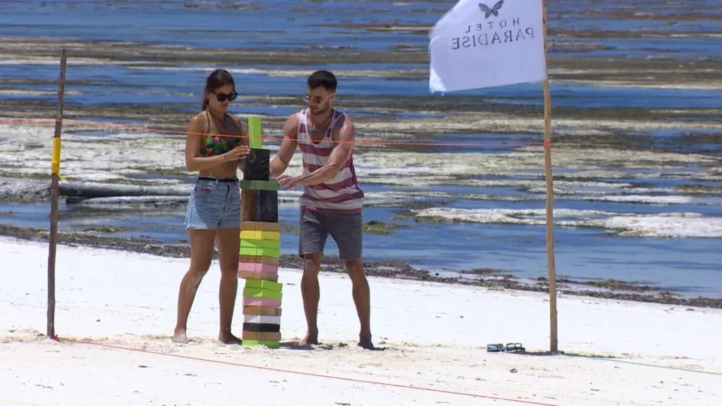 Hotel Paradise 4: Darek i Natka