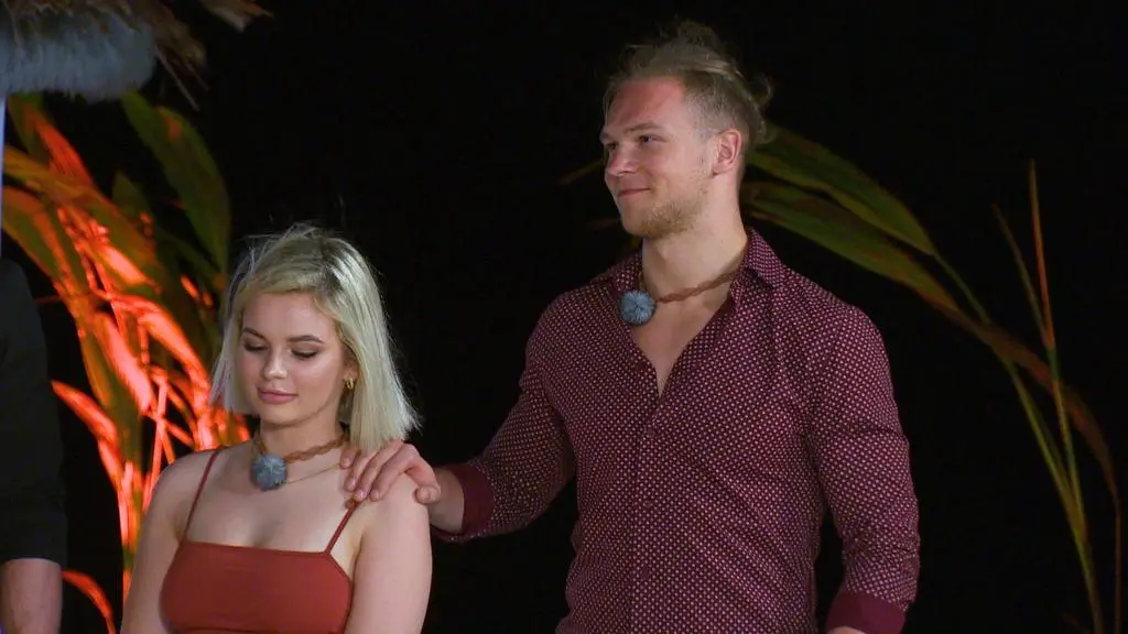 Hotel Paradise 4: Karolina i Miłosz