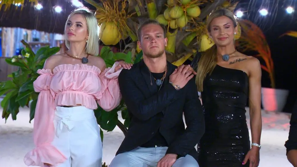 Hotel Paradise 4: Karolina, Miłosz i Wiktoria