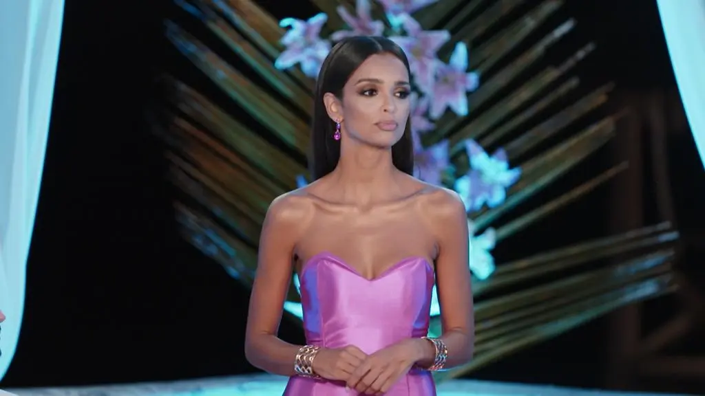 Hotel Paradise 4: Klaudia El Dursi