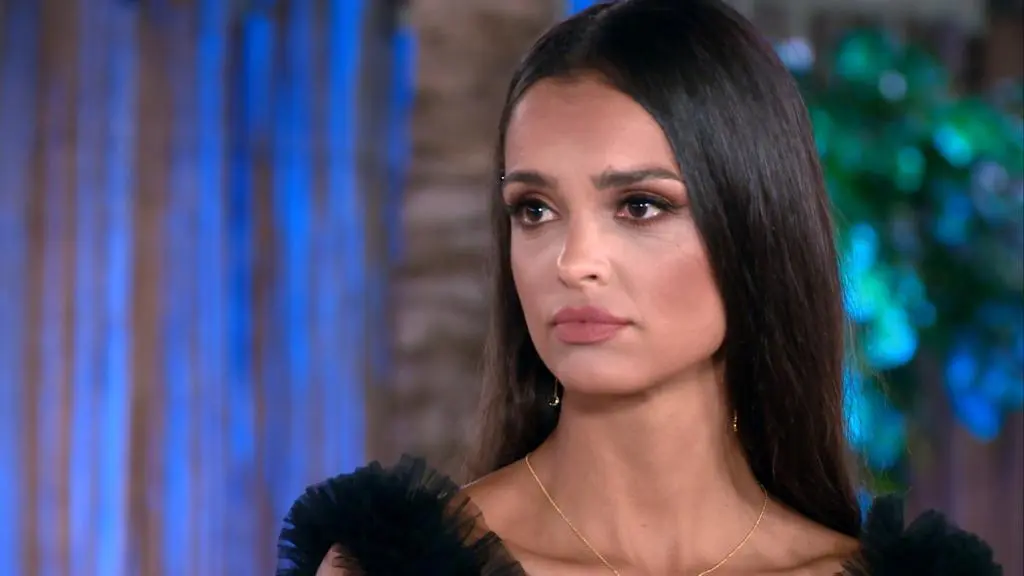 Hotel Paradise 4: Klaudia El Dursi