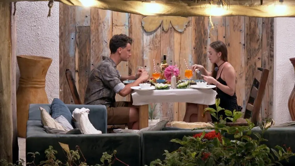 Hotel Paradise 4: Kuba i Marysia