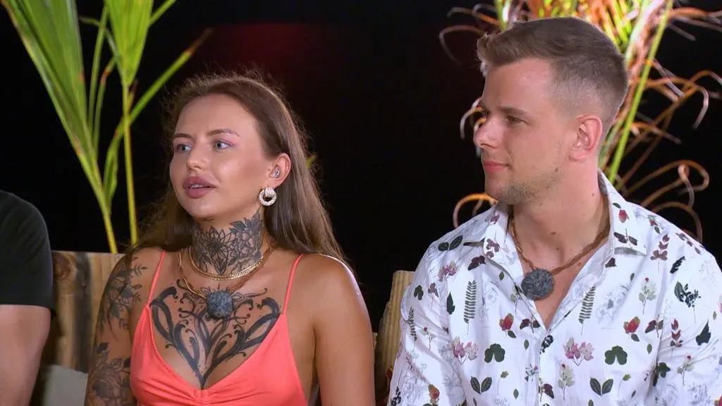 Hotel Paradise 4: Launo i Michał