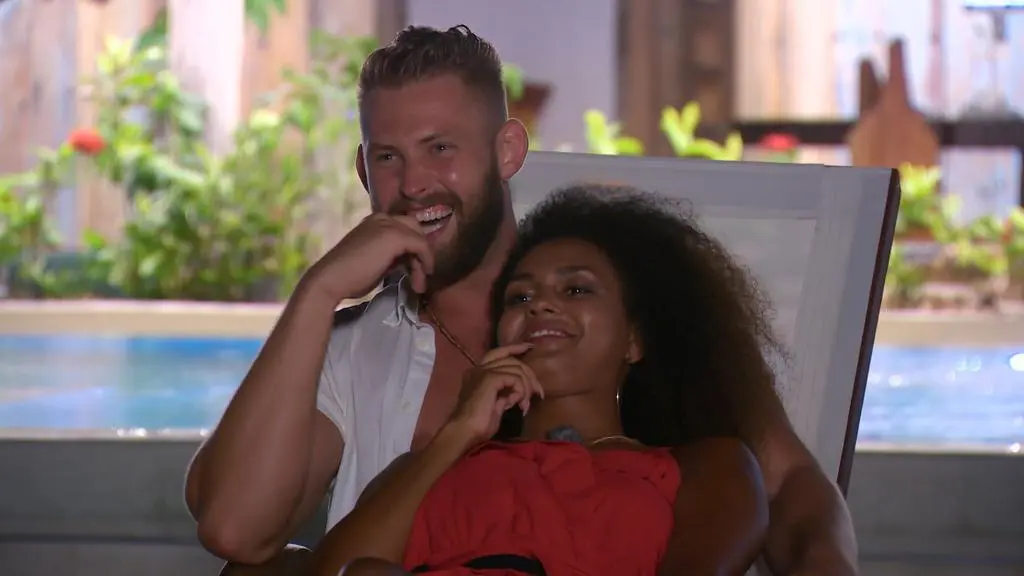 Hotel Paradise 4: Łukasz i Nana