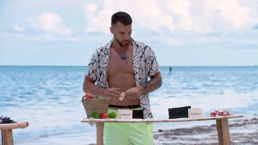 Hotel Paradise 4: Michał