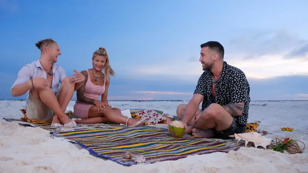 Hotel Paradise 4: Michał, Wiktoria i Miłosz