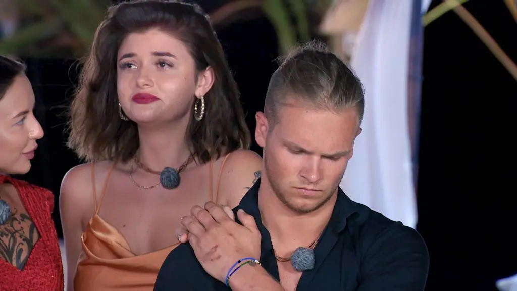 Hotel Paradise 4: Miłosz i Oha