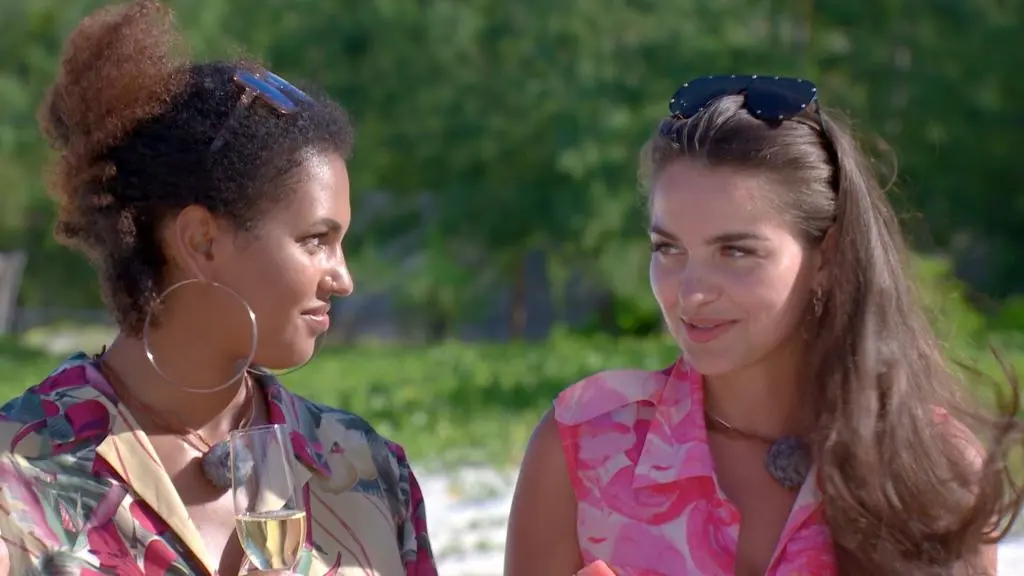 Hotel Paradise 4: Nana i Vanessa