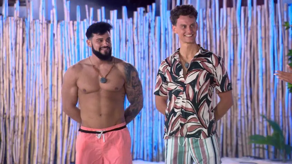 Hotel Paradise 4: Przemek i Kuba
