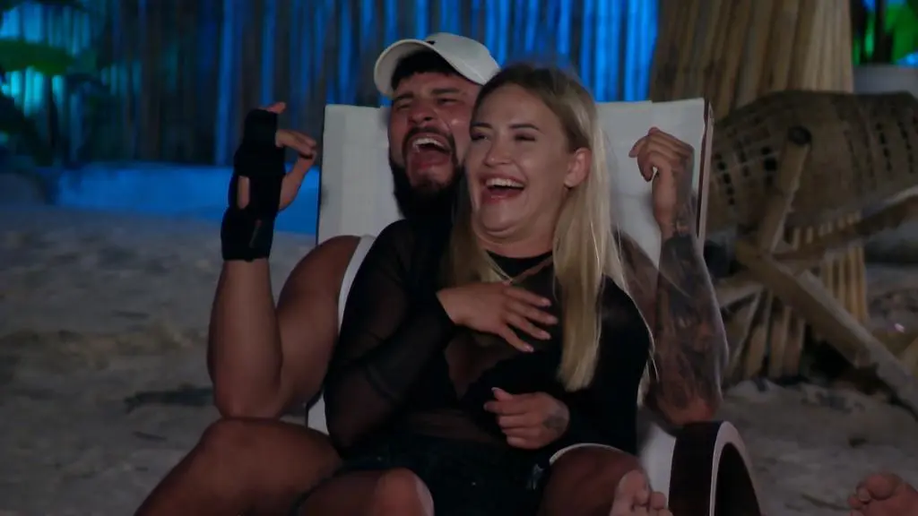 Hotel Paradise 4: Przemek i Sara