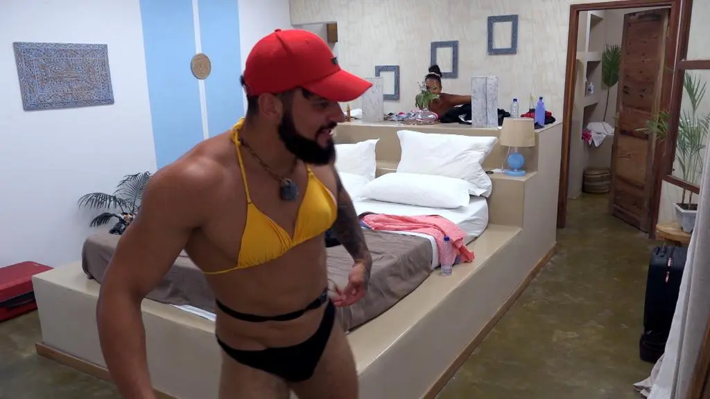 Hotel Paradise 4: Przemek