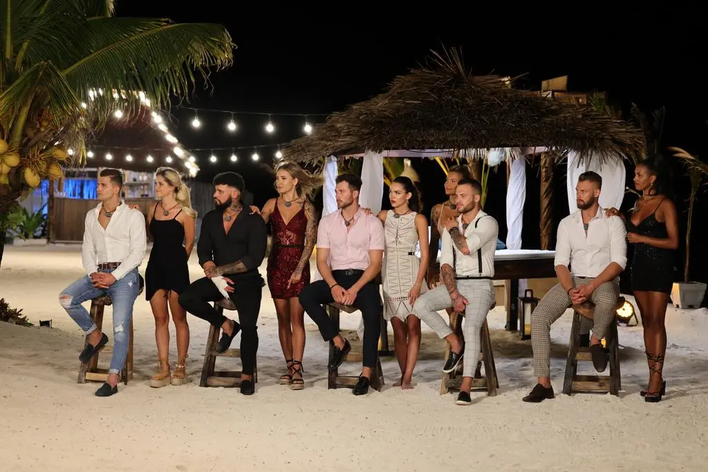 Hotel Paradise 4: Rajskie Rozdanie