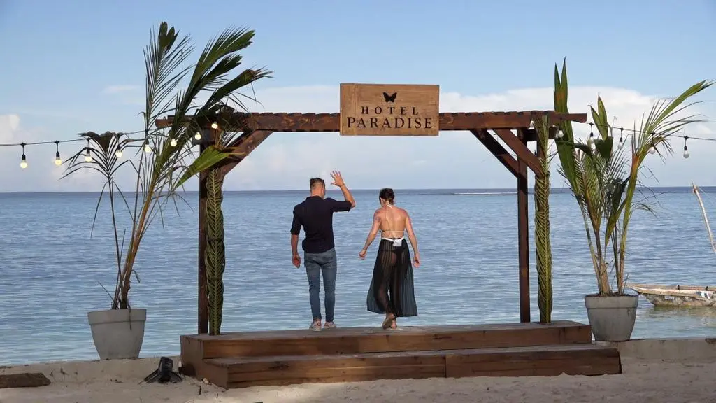 Hotel Paradise 4: Randka