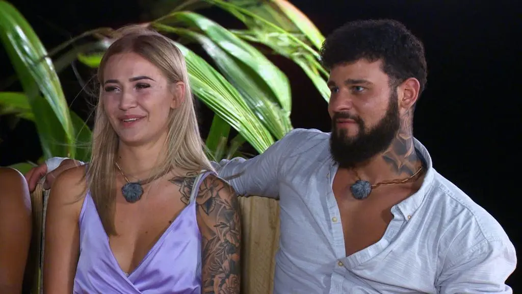 Hotel Paradise 4: Sara i Przemek