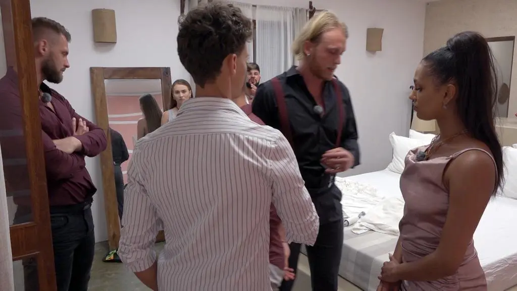 Hotel Paradise 4: Uczestnicy