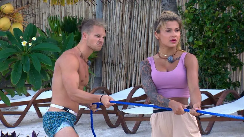 Hotel Paradise 4: Wiktoria i Miłosz