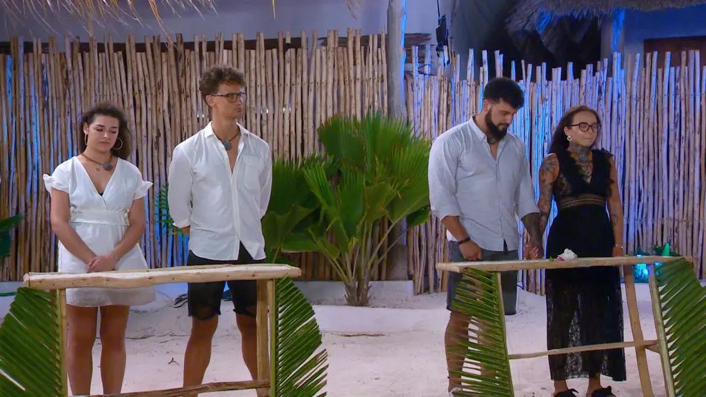 Hotel Paradise 4: Zagrożone pary!