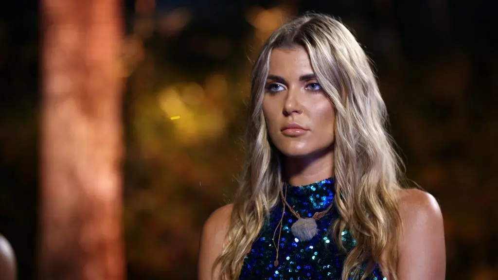 Hotel Paradise 5: Anita