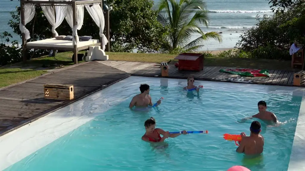 Hotel Paradise 5: Basen