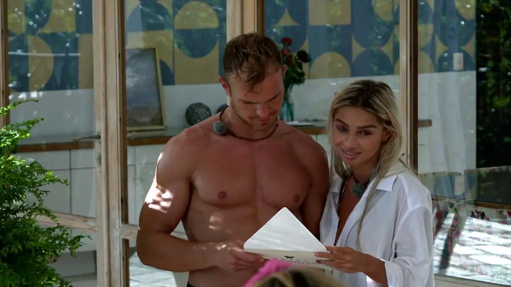 Hotel Paradise 5: Grześ i Laura