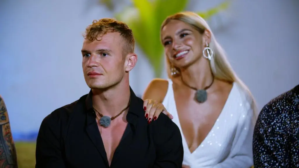 Hotel Paradise 5: Grześ i Laura
