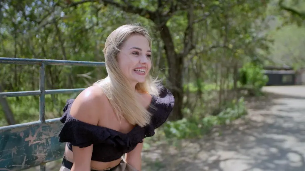 Hotel Paradise 5: Karolina