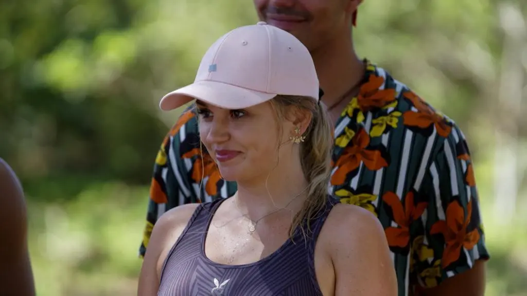Hotel Paradise 5: Karolina