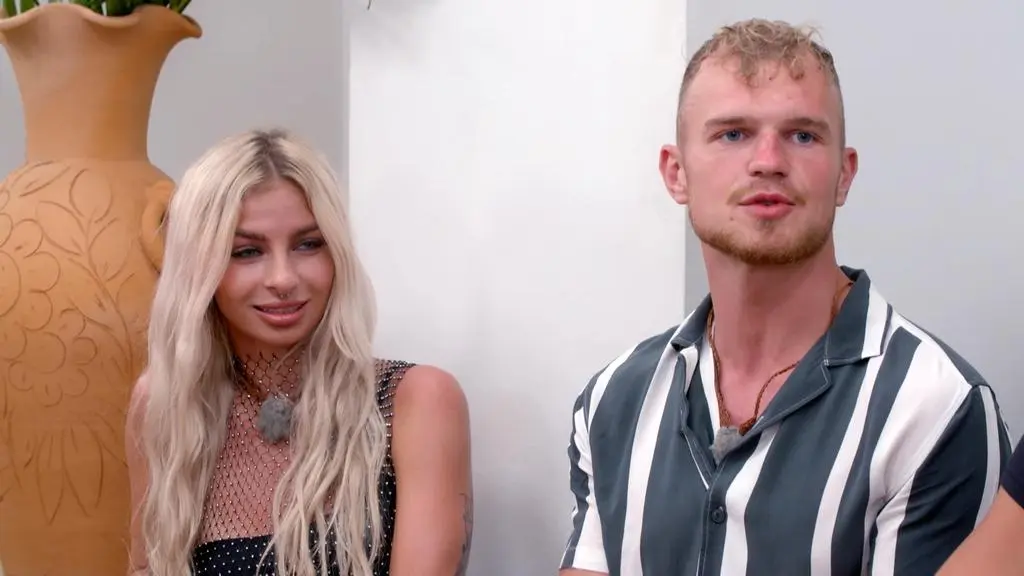 Hotel Paradise 5: Laura i Grześ