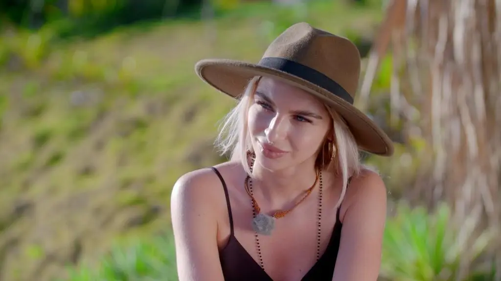 Hotel Paradise 5: Laura
