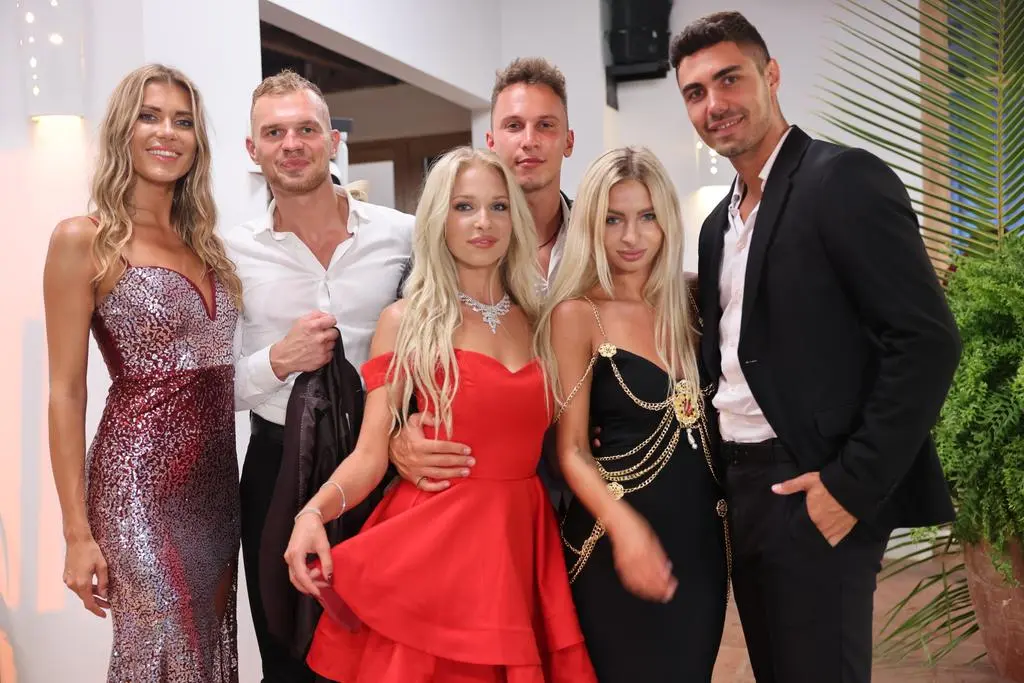 Hotel Paradise 5: Uczestnicy