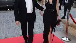 Izabela Janachowska z mężem Krzysztofem Jabłońskim w drodze na rozdanie Nagród Polskiej Rady Biznesu