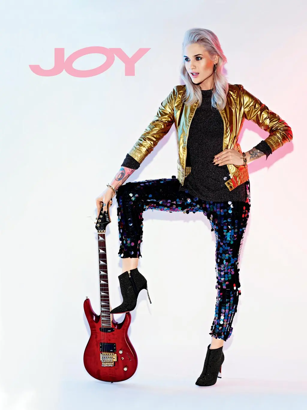 Karolina Gilon w miesięczniku "JOY"
