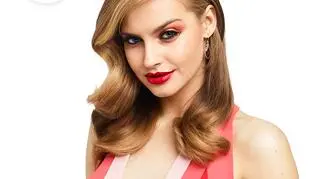 Karolina Pisarek w kampanii kosmetyków